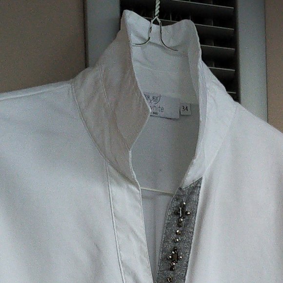 Just White desgin by SE - white blouse size 34 - Picture 9 of 9